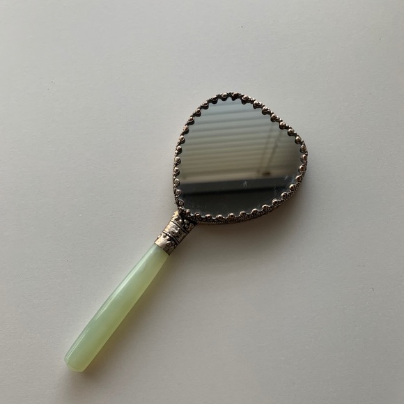 Hand Mirror - Picture 3 of 4